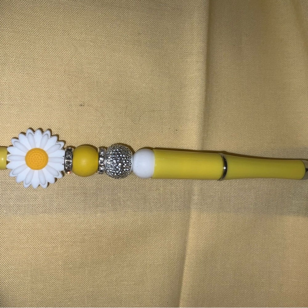 Yellow Daisy Decorative Pen